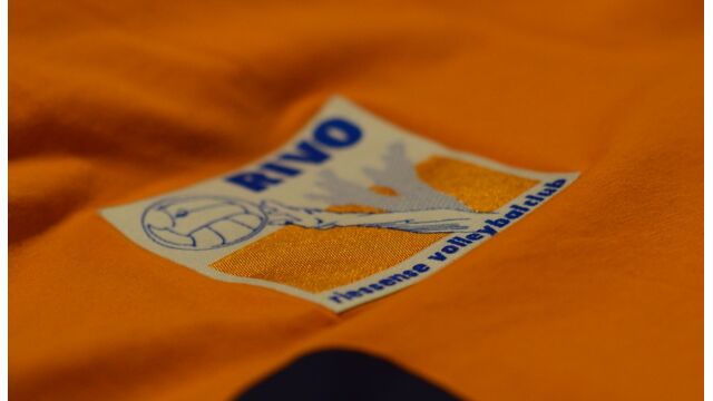 Nieuwe Kleding Rivo Rijssen met tijden kleding passen