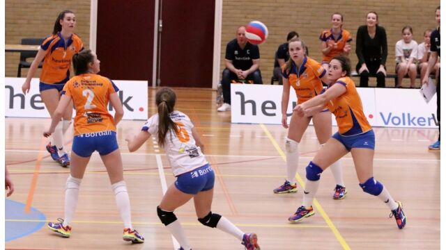 Eerste verlies Dames 1