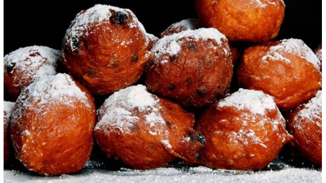 Oliebollen actie voor Rivo