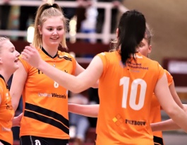 Foto bij Rivo D1 weert zich “ouderwets” kranig tegen Krekkers D1